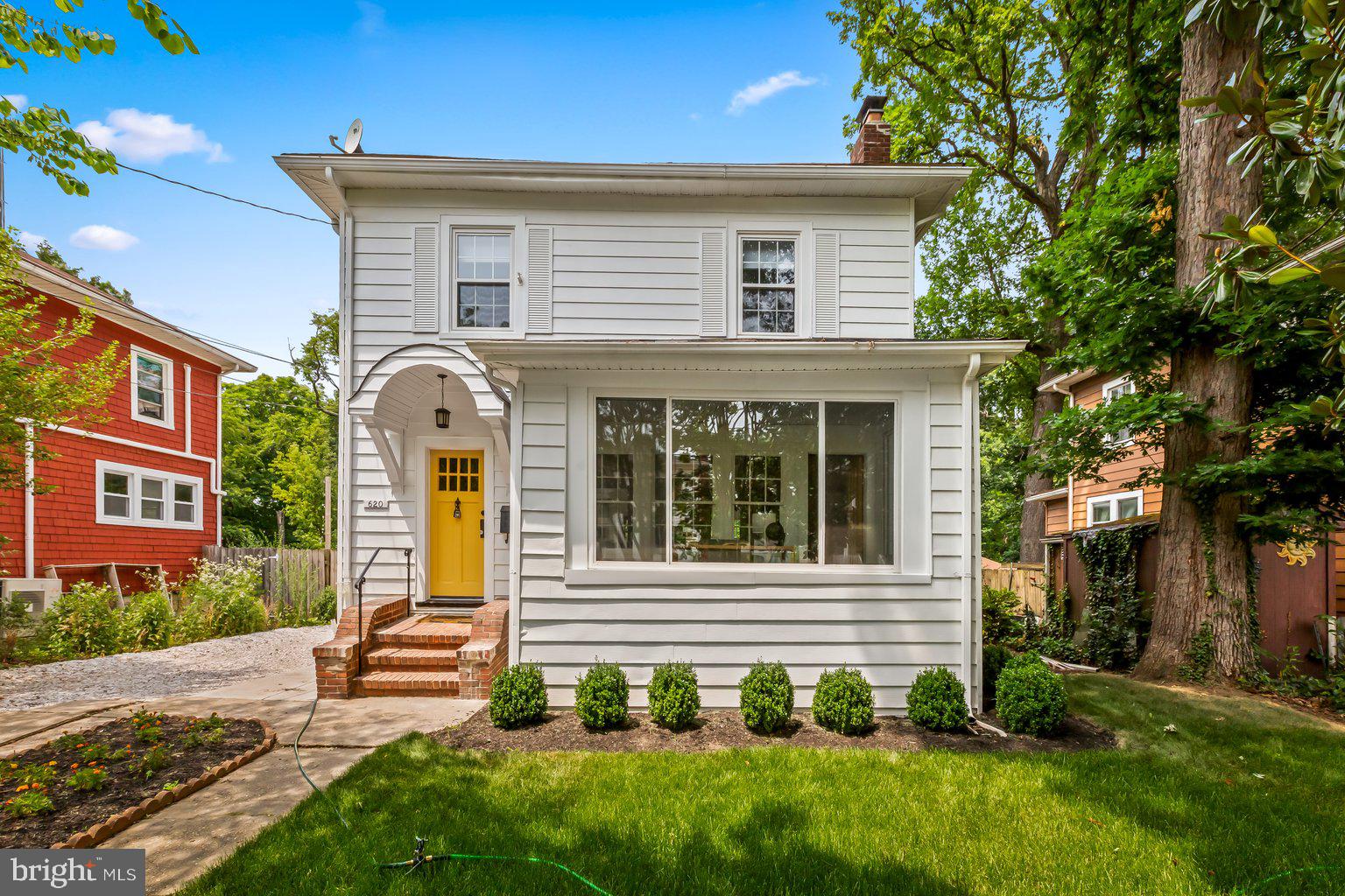 BELVEDERE SQUARE - Residential