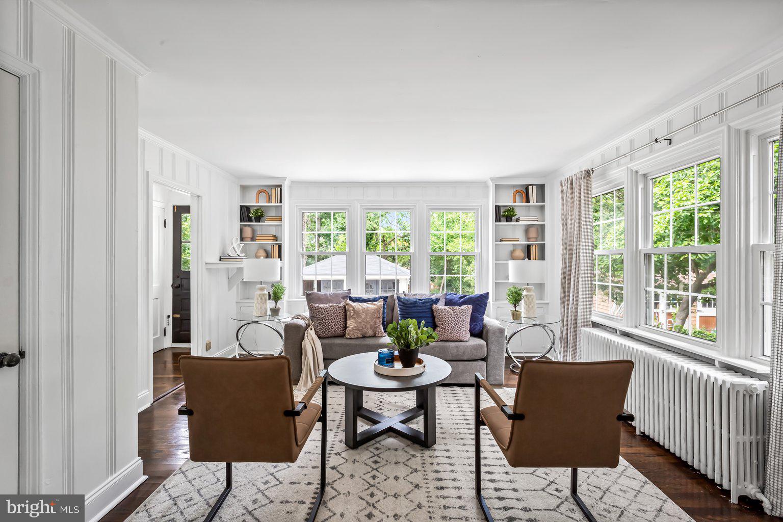 BELVEDERE SQUARE - Residential