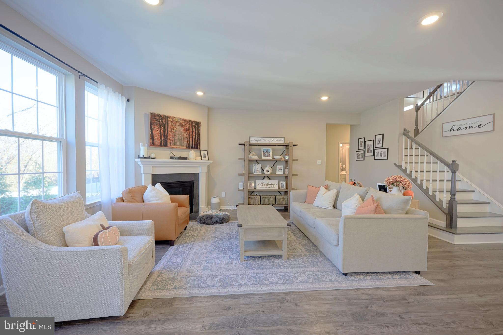 HAWTHORNE - Residential