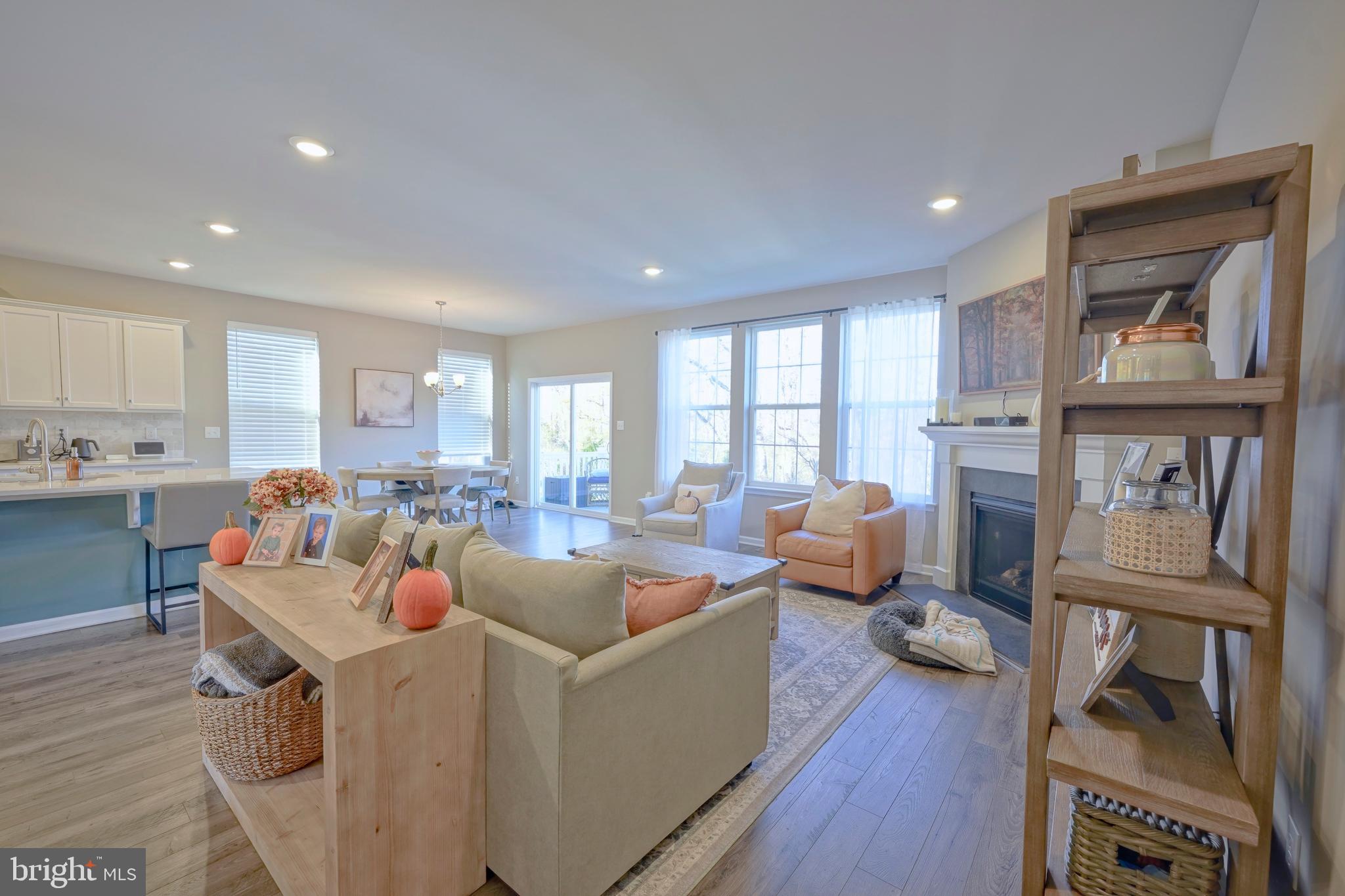 HAWTHORNE - Residential