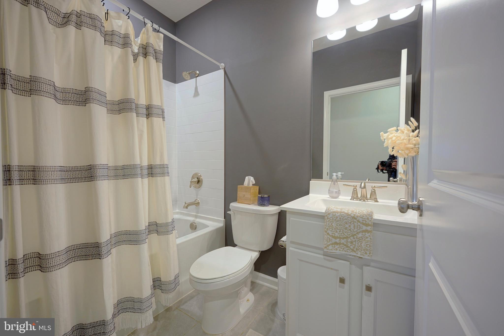 HAWTHORNE - Residential