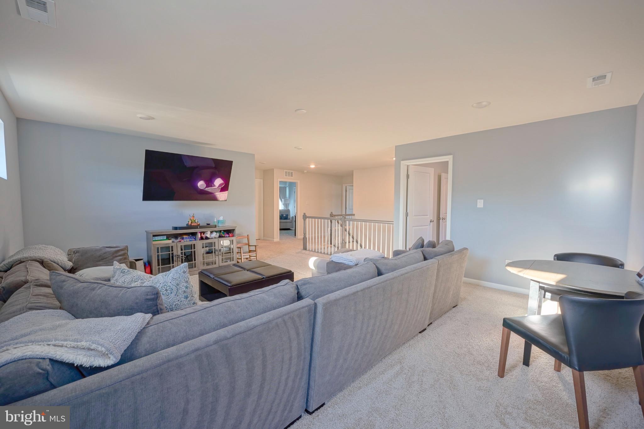 HAWTHORNE - Residential