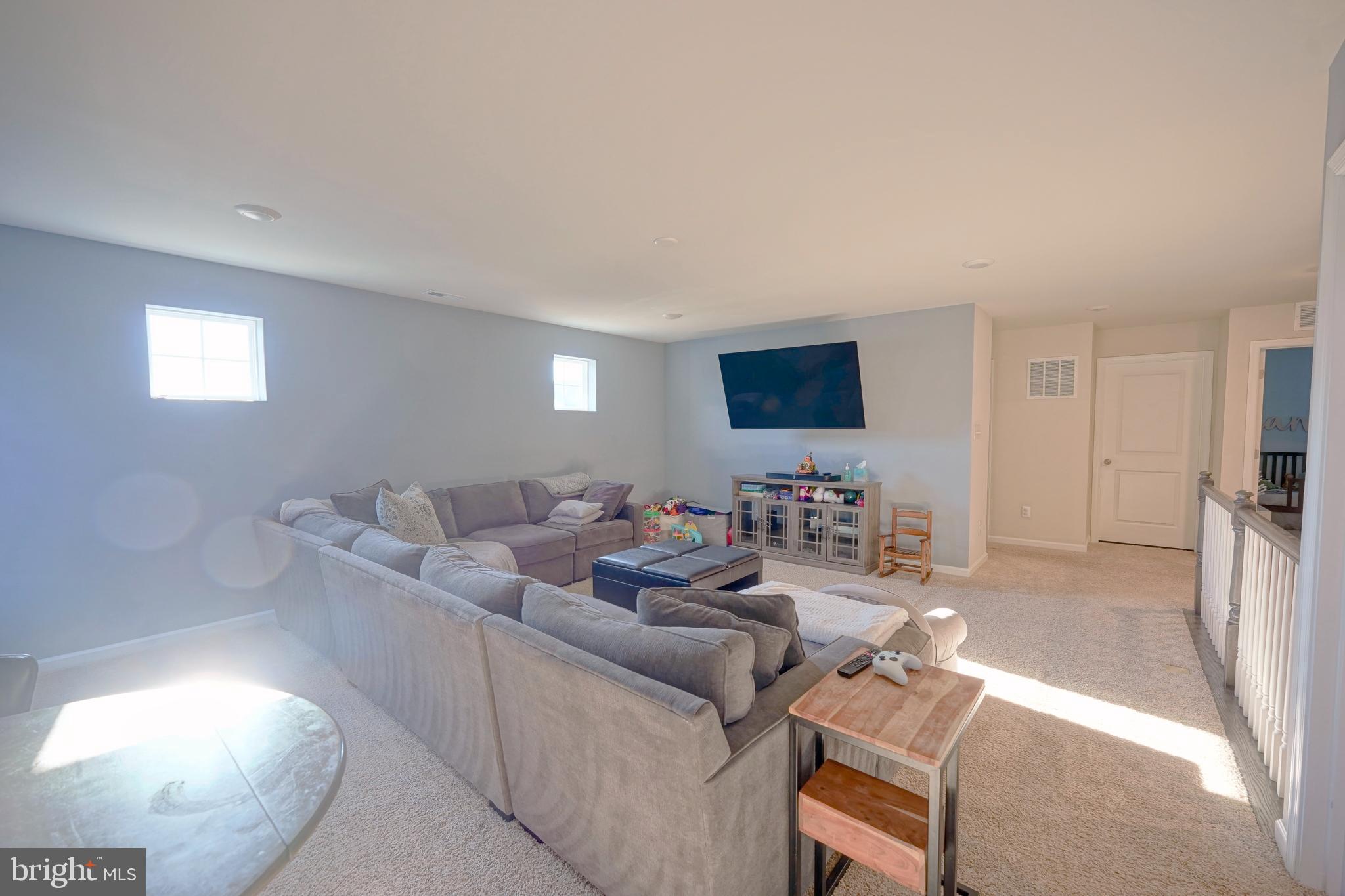 HAWTHORNE - Residential