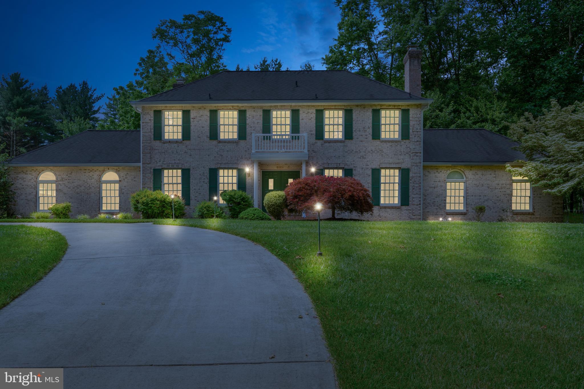 FRIENDSHIP MANOR - Residential