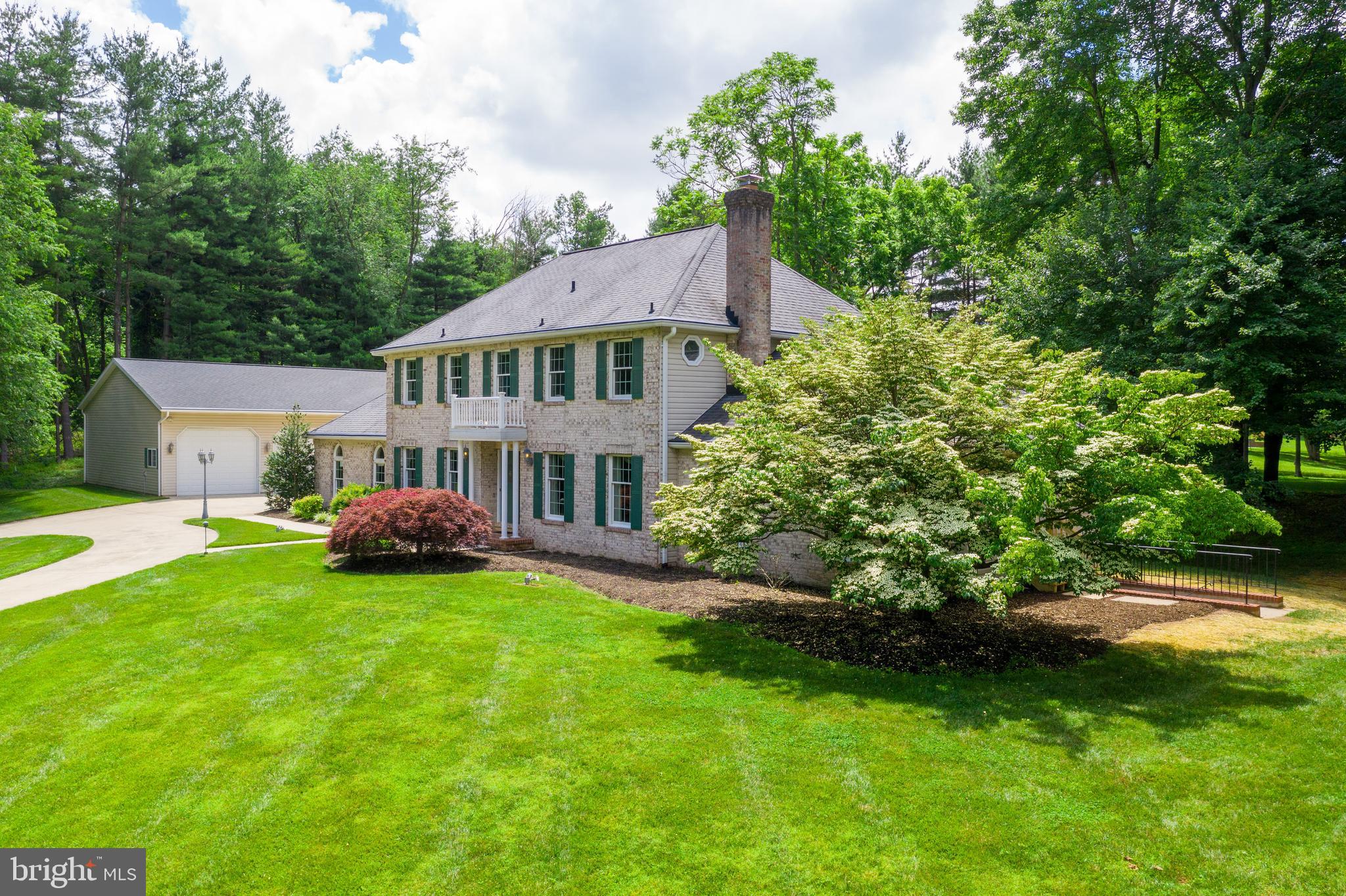 FRIENDSHIP MANOR - Residential