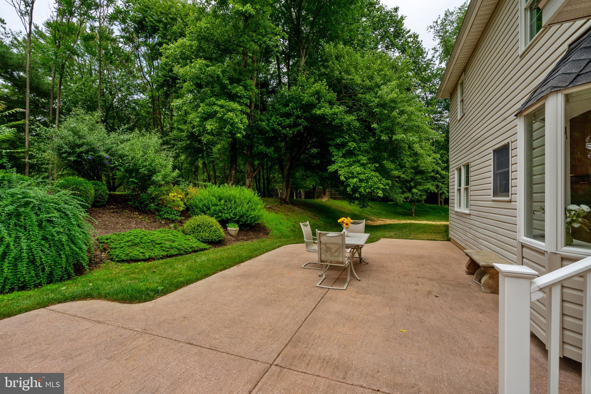 FRIENDSHIP MANOR - Residential