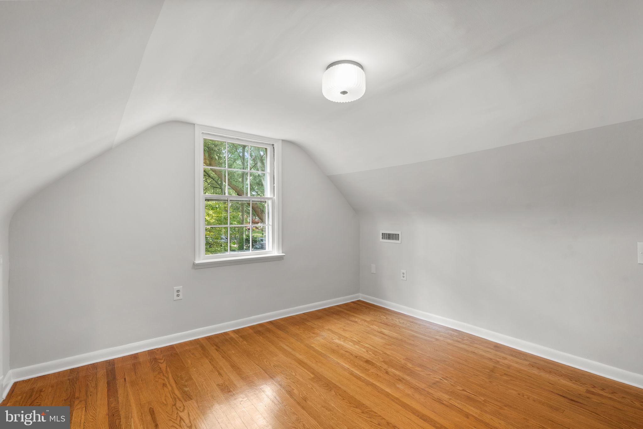 CAPE ST CLAIRE - Residential