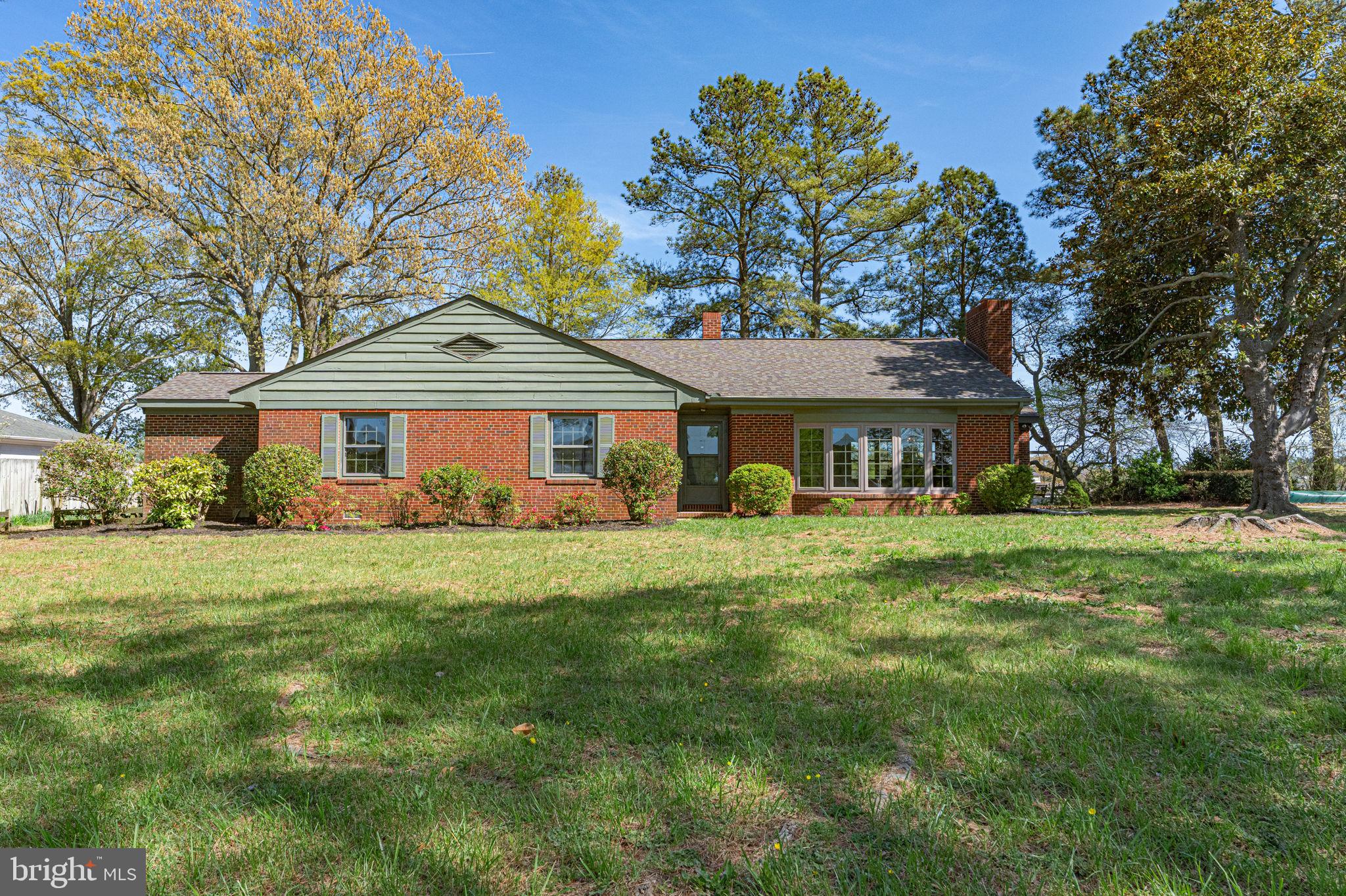 137 PINE DRIVE