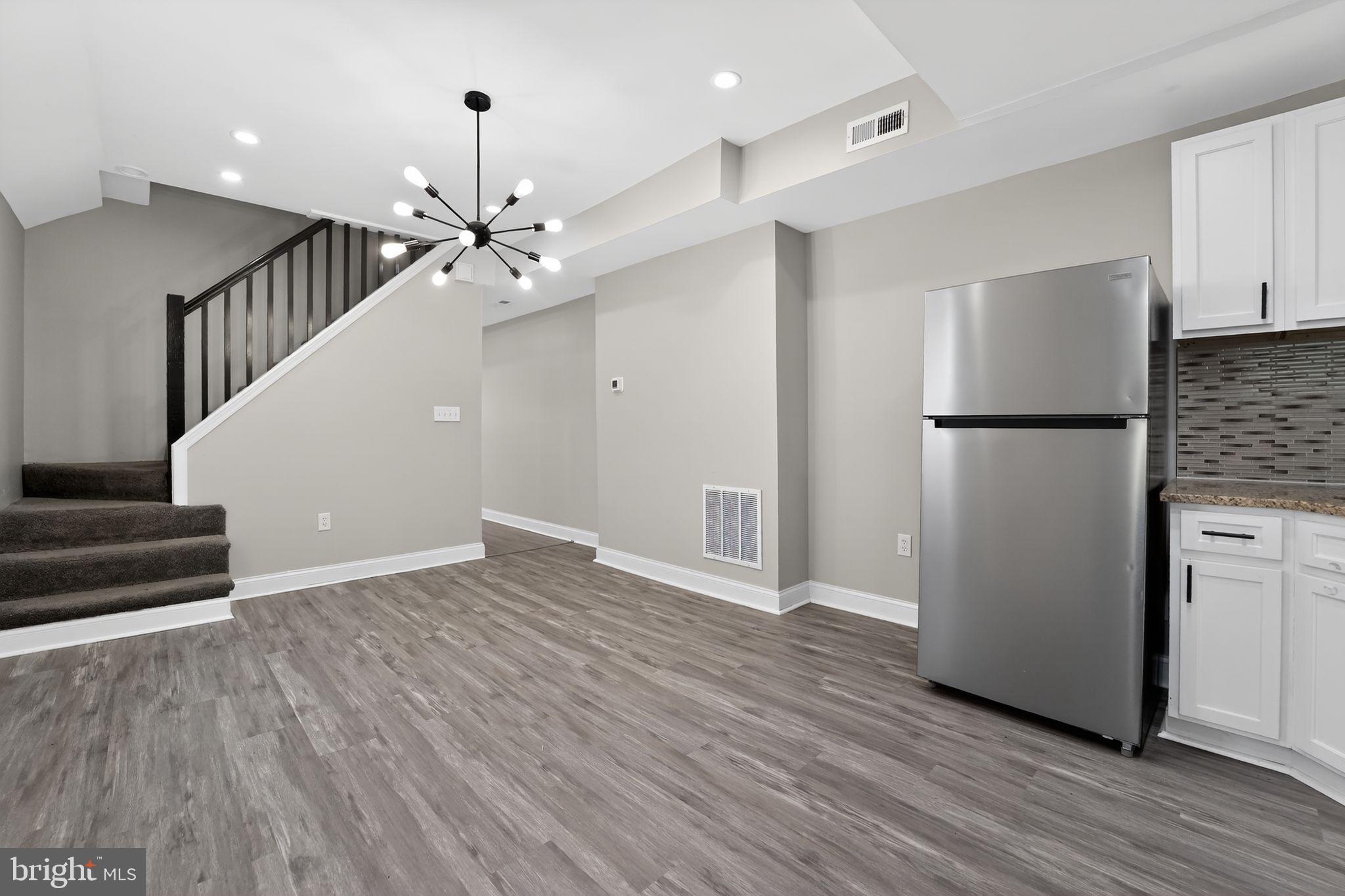 PARKVILLE - Residential