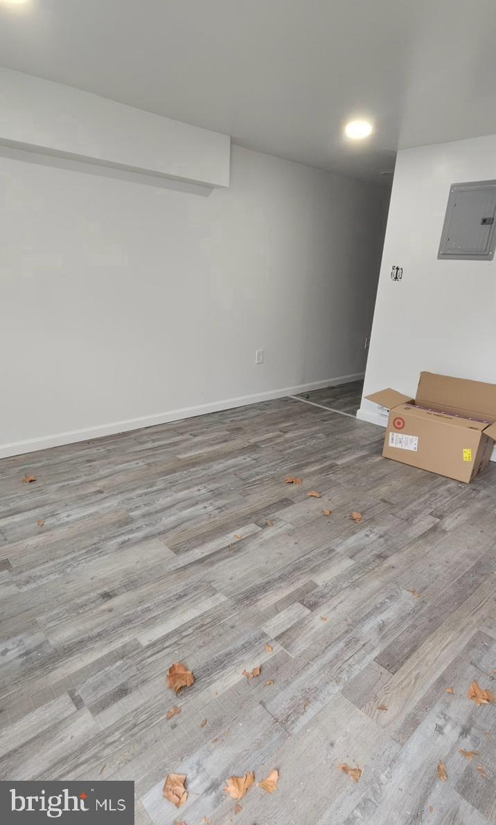 LAWNDALE - Residential