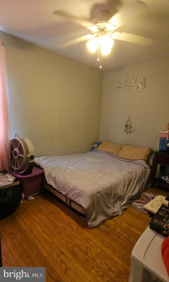 LAWNDALE - Residential