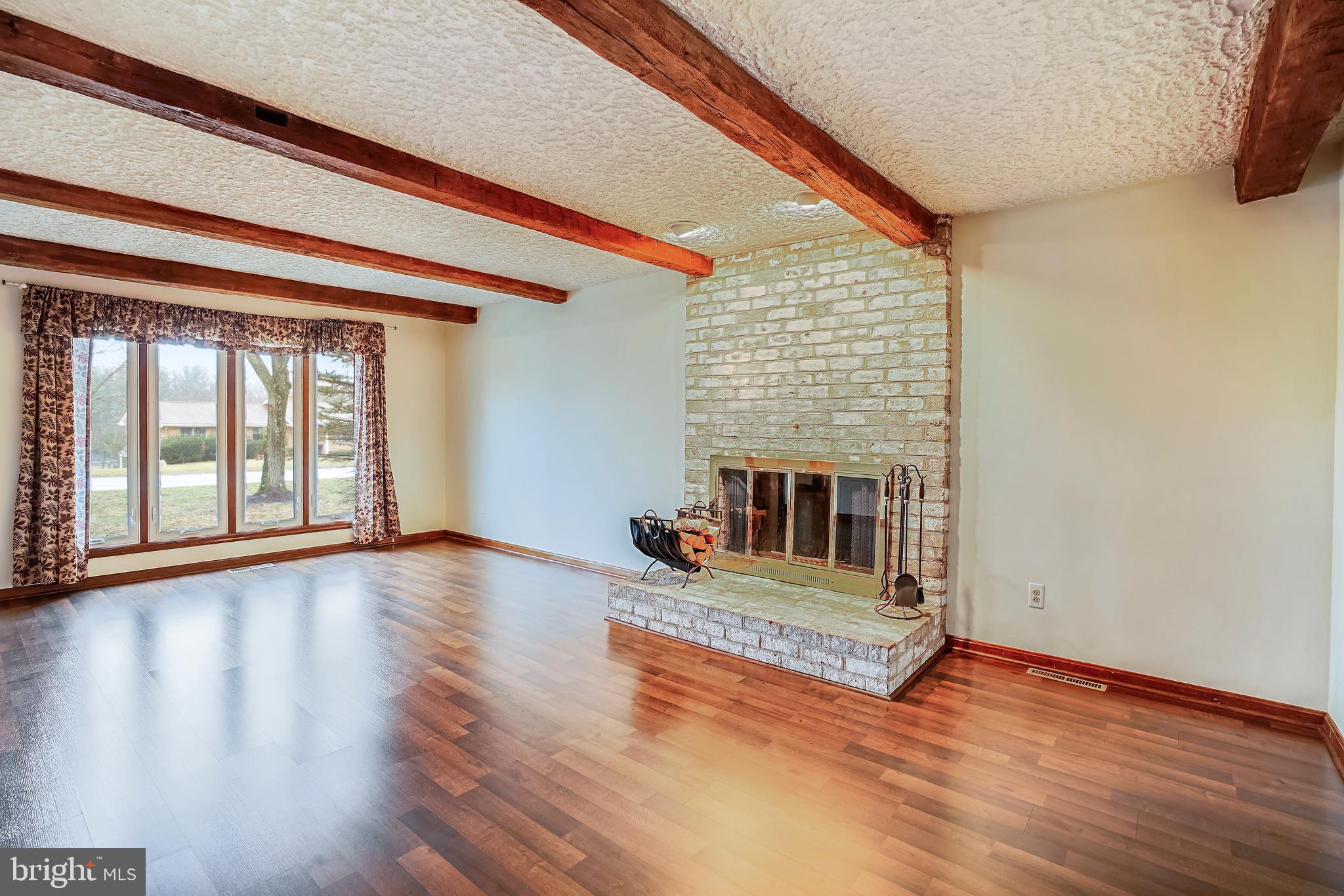 LONDON BRIDGE ESTATES - Residential