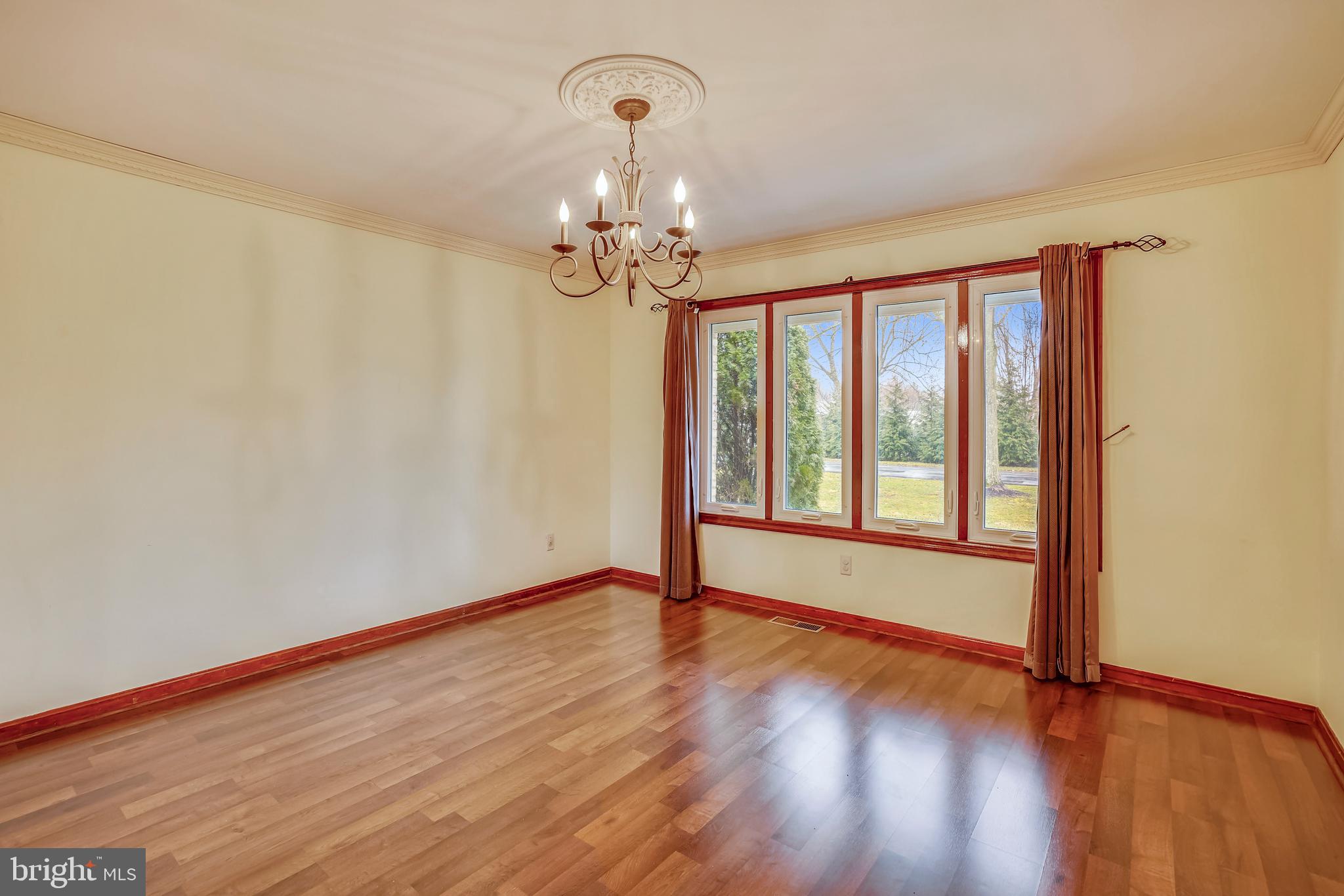 LONDON BRIDGE ESTATES - Residential