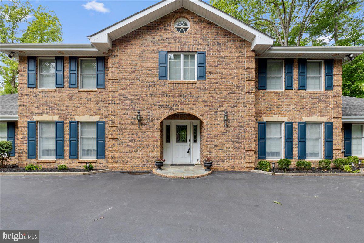 SHORES OF CALVERT - Residential