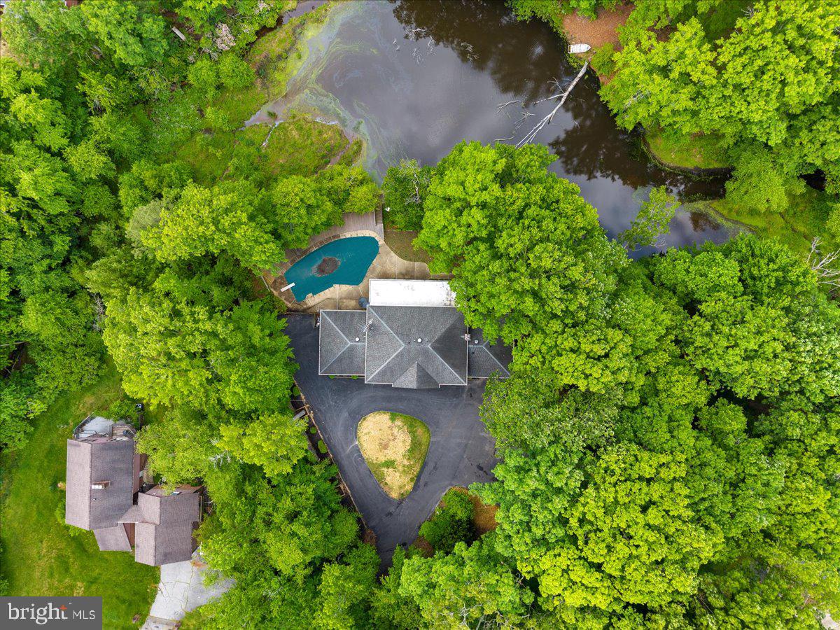 SHORES OF CALVERT - Residential