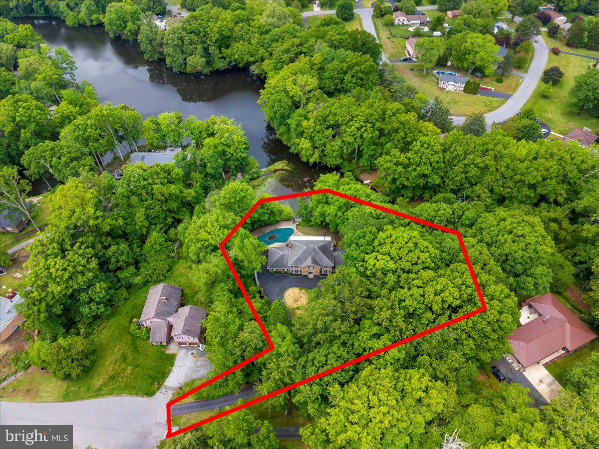 SHORES OF CALVERT - Residential