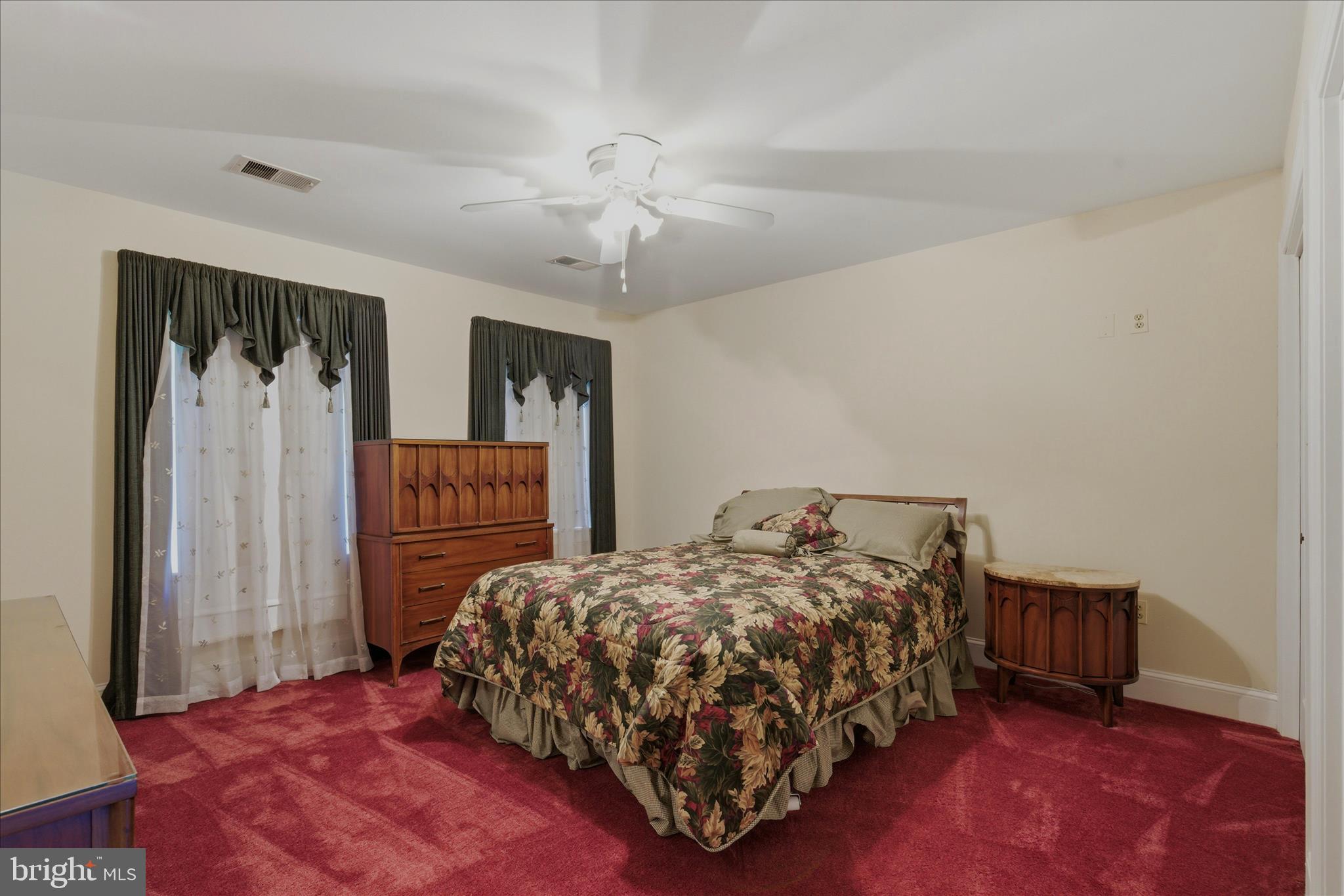 SHORES OF CALVERT - Residential