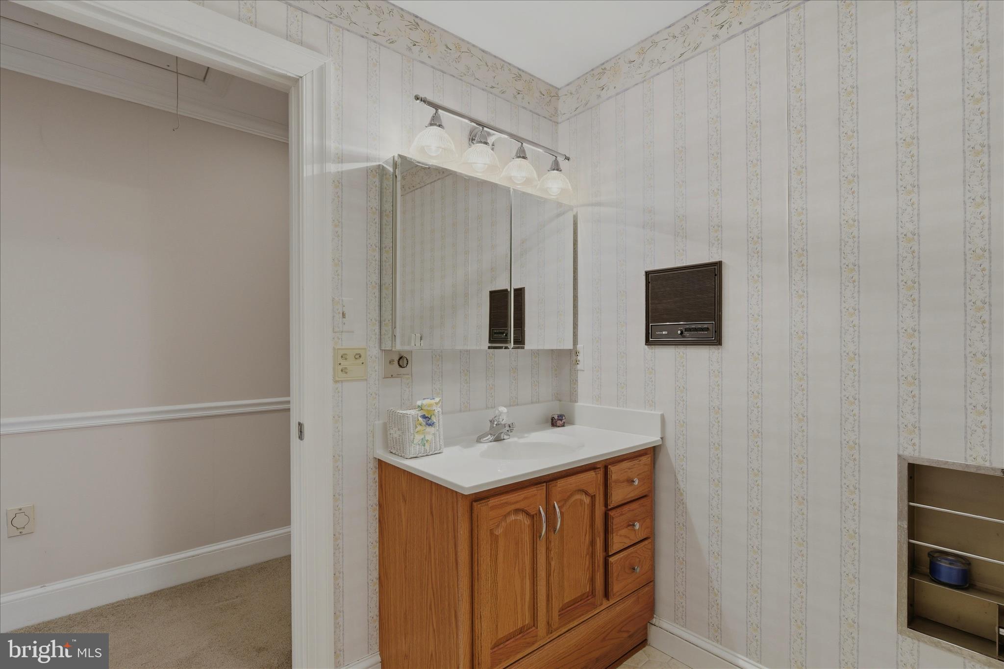 SHORES OF CALVERT - Residential