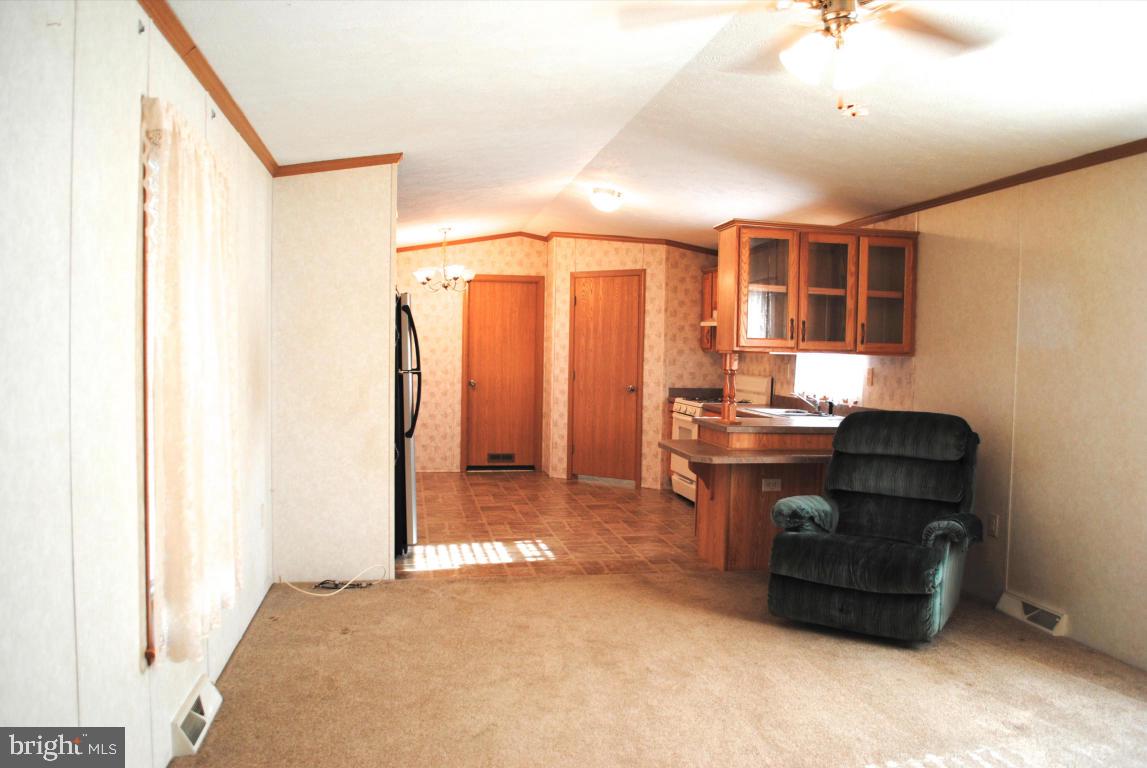 RIDGEWOOD MANOR - Residential