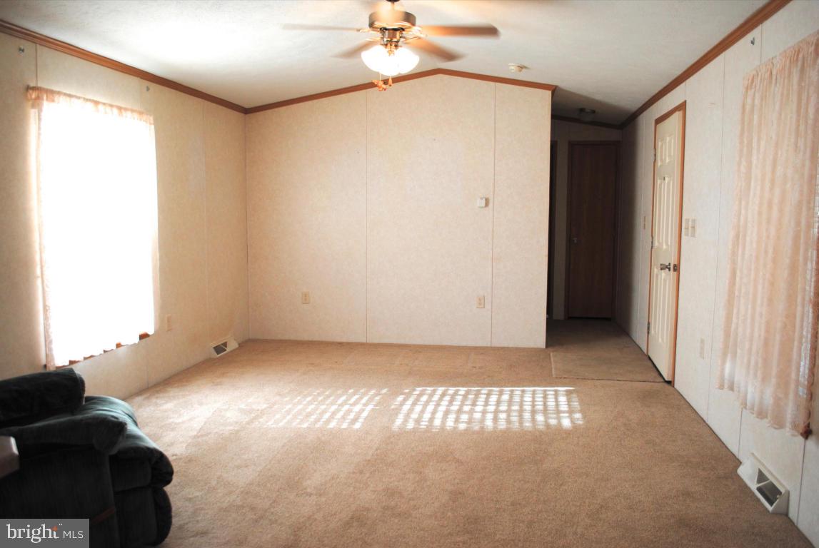 RIDGEWOOD MANOR - Residential