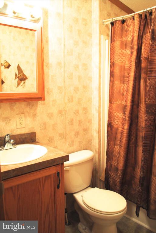 RIDGEWOOD MANOR - Residential