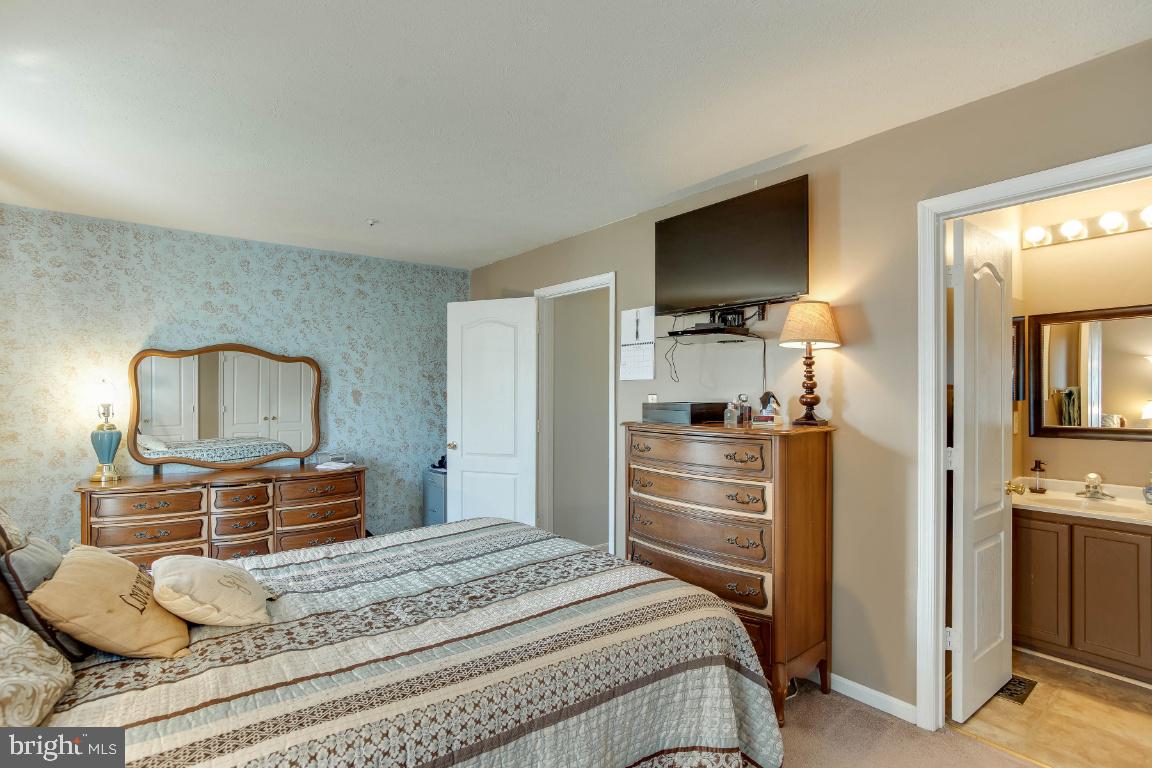 SOUTH HAMPTON SUB - Residential