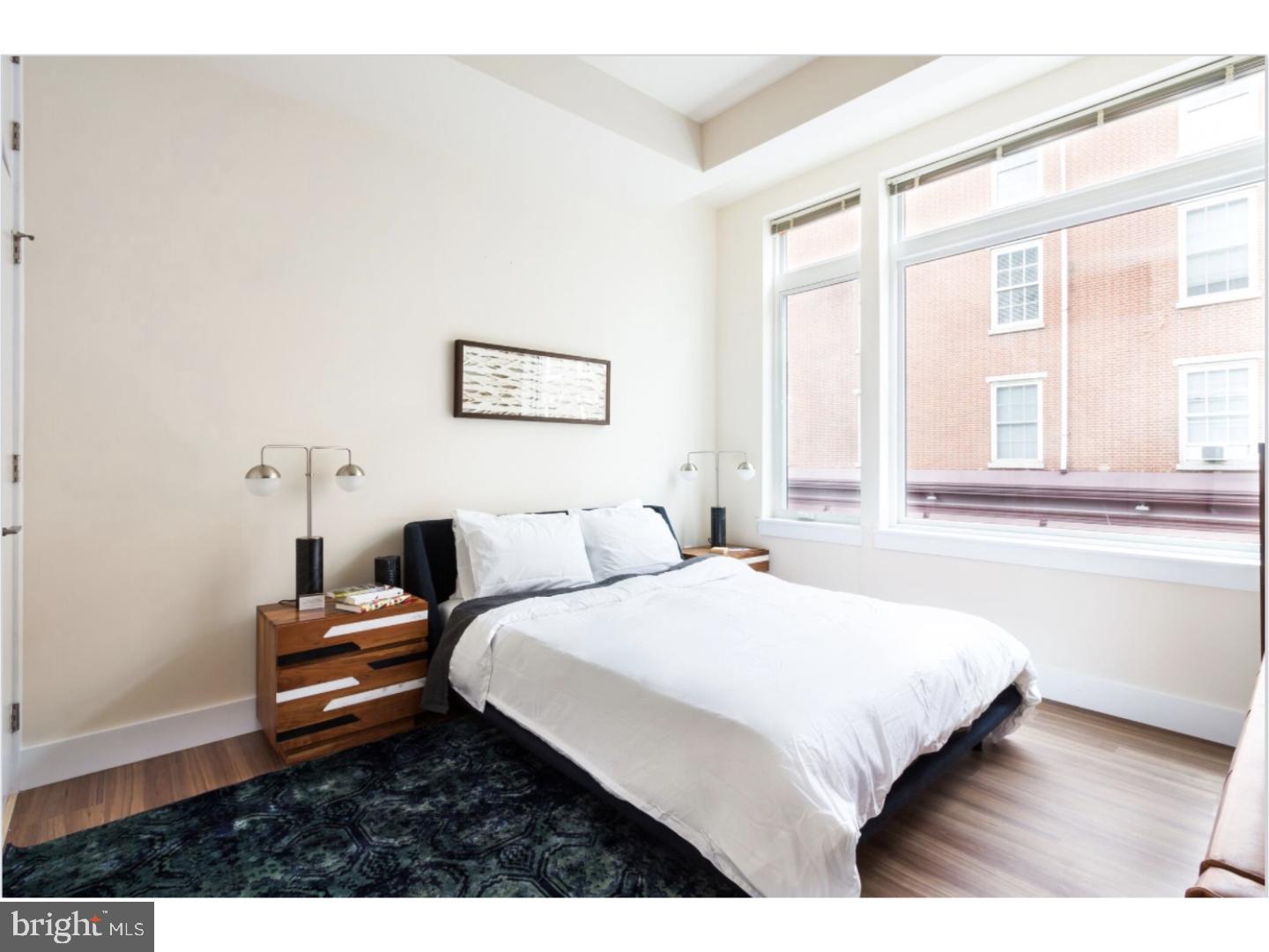 SOCIETY HILL - Commercial Sale