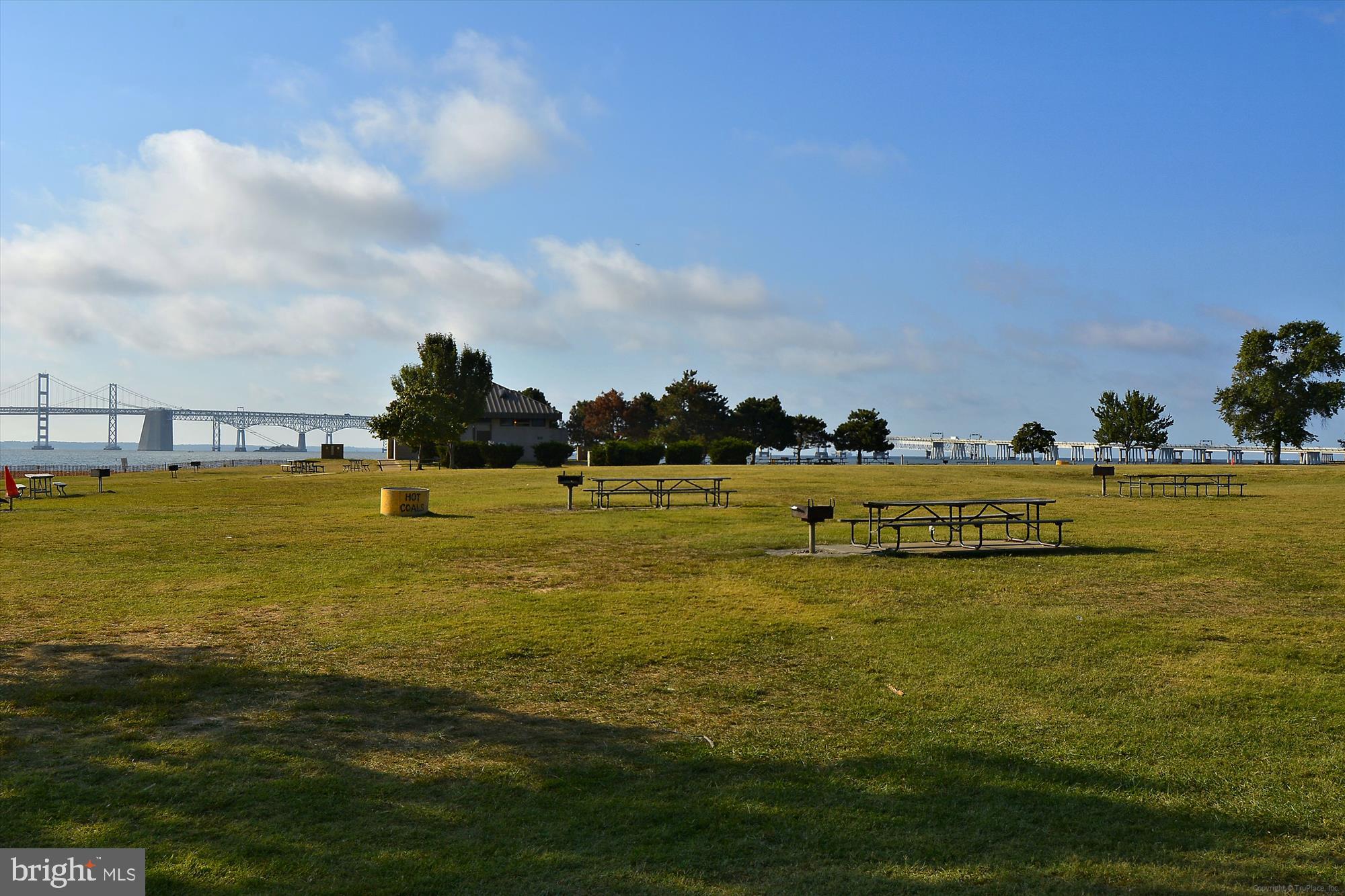 PODICKORY POINT - Residential