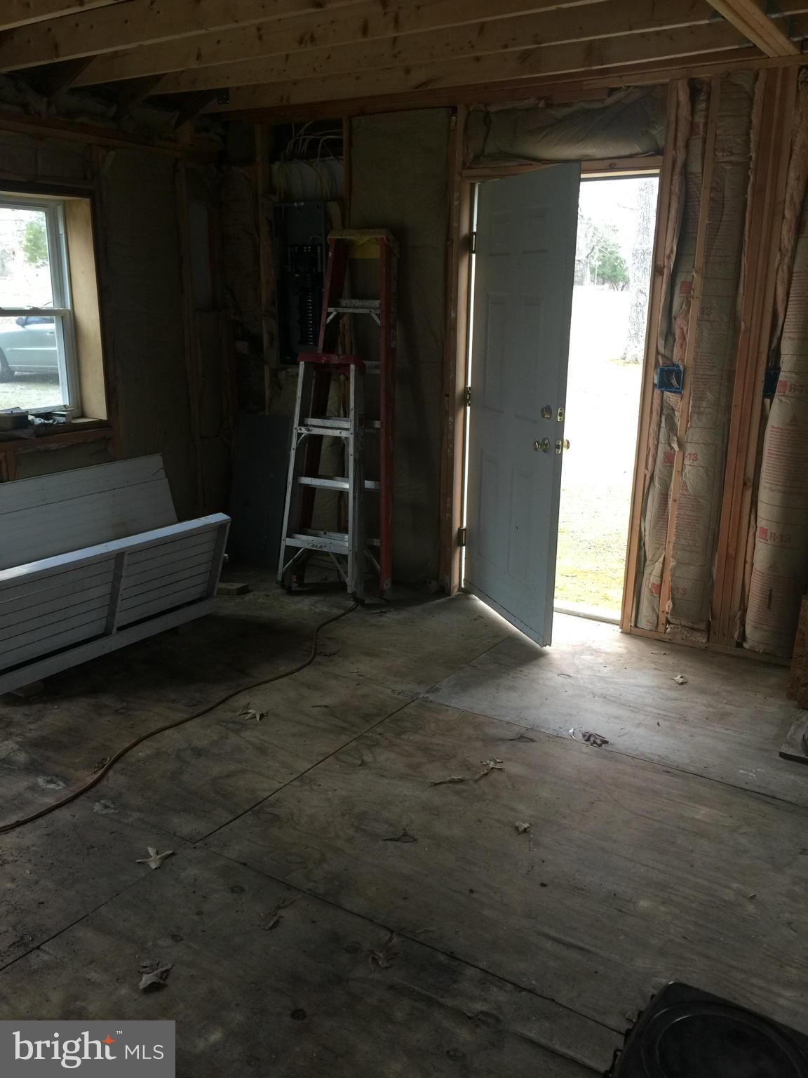 CLINTON HEIGHTS - Residential