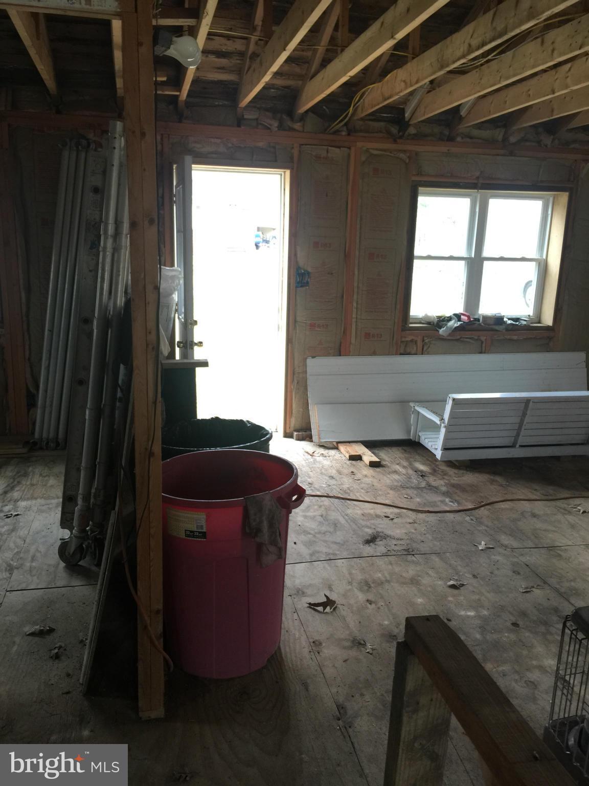 CLINTON HEIGHTS - Residential