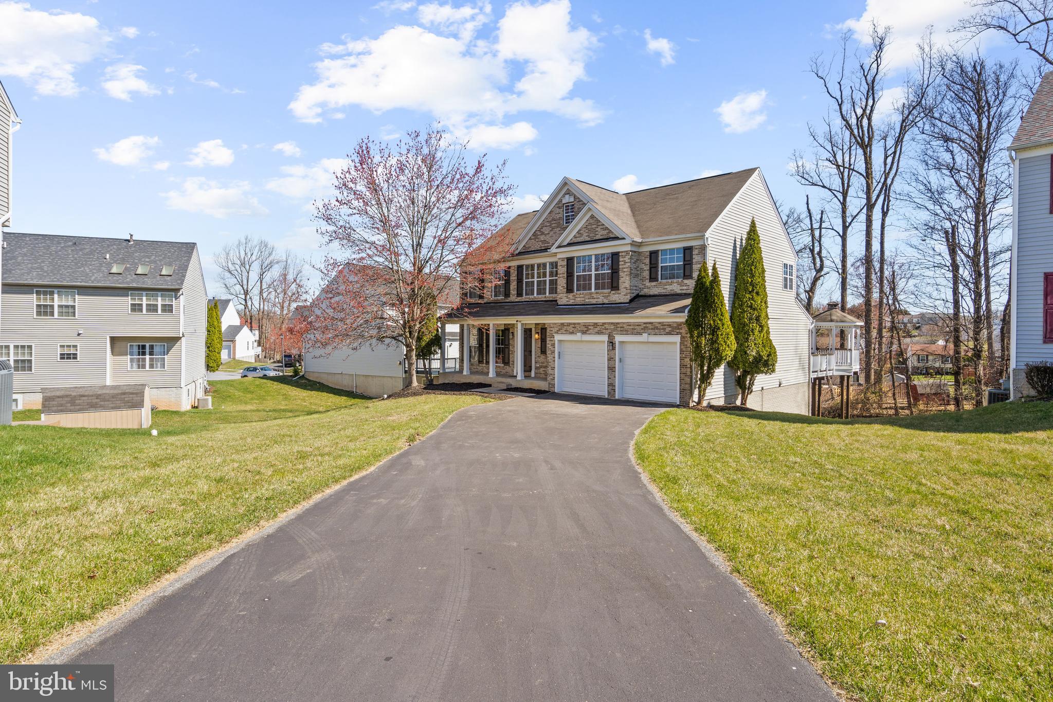 WOODBROOK - Residential