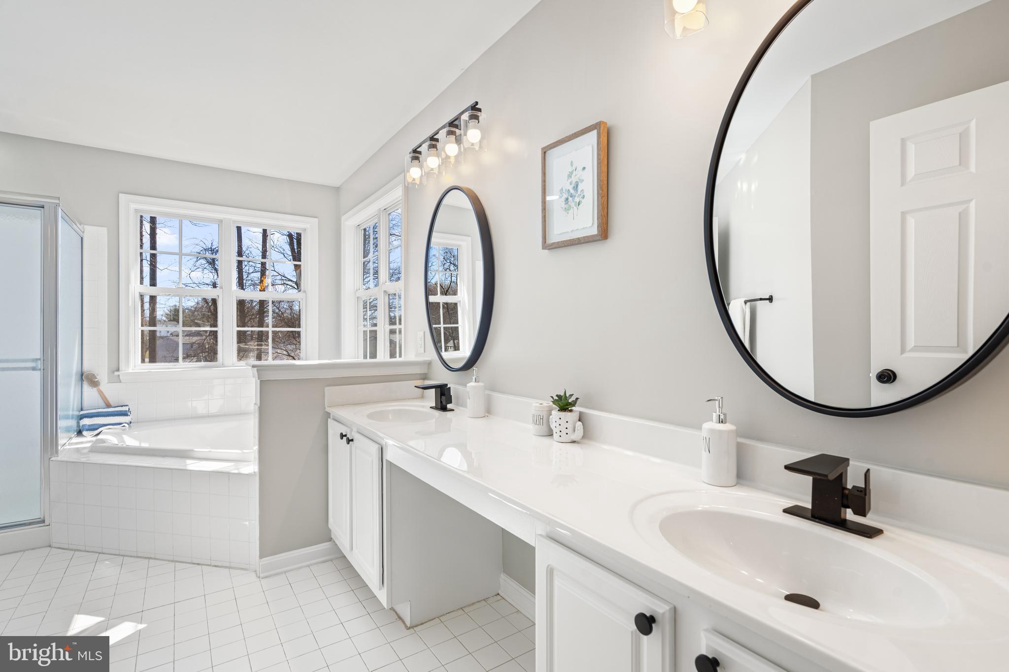 WOODBROOK - Residential