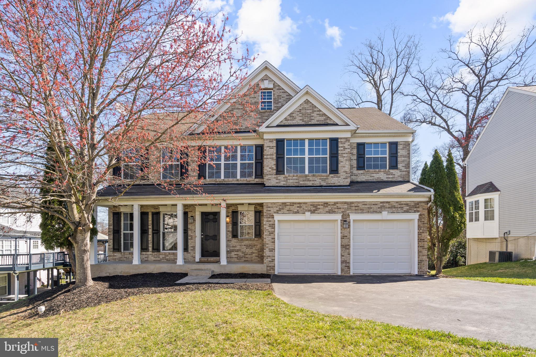 WOODBROOK - Residential