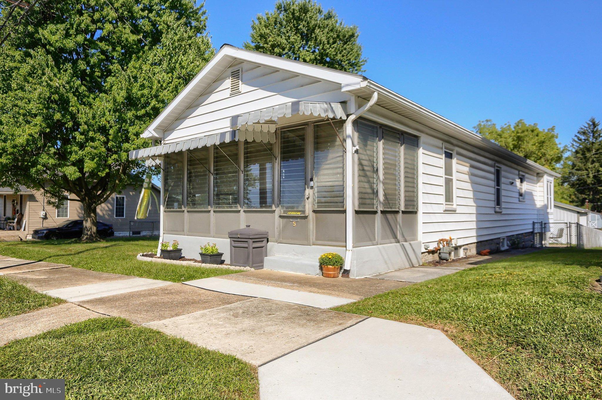 5 W BEALE AVENUE