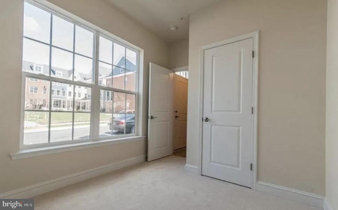 TOWSON GREEN - Residential Lease