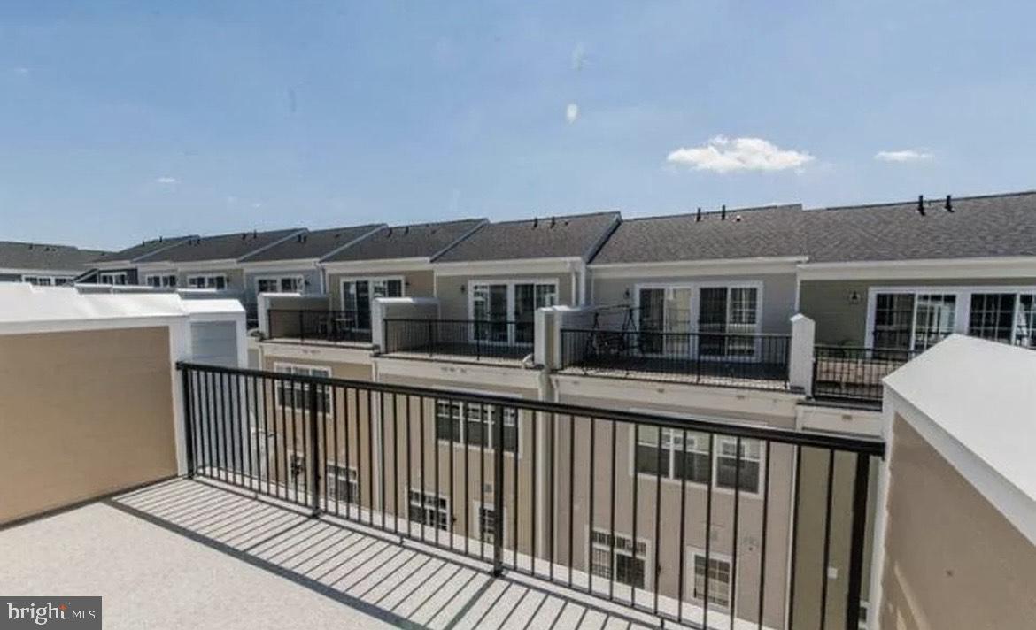 TOWSON GREEN - Residential Lease