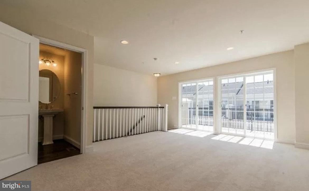 TOWSON GREEN - Residential Lease