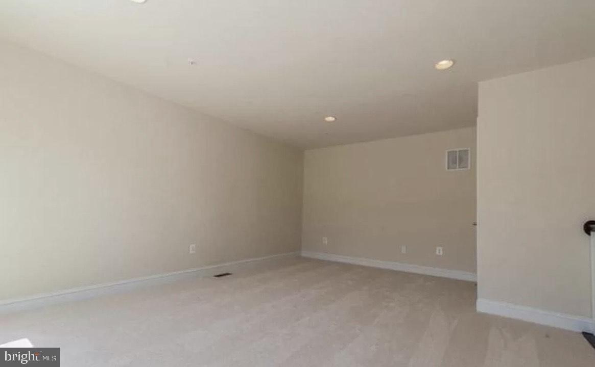 TOWSON GREEN - Residential Lease