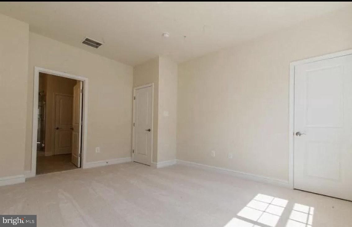 TOWSON GREEN - Residential Lease