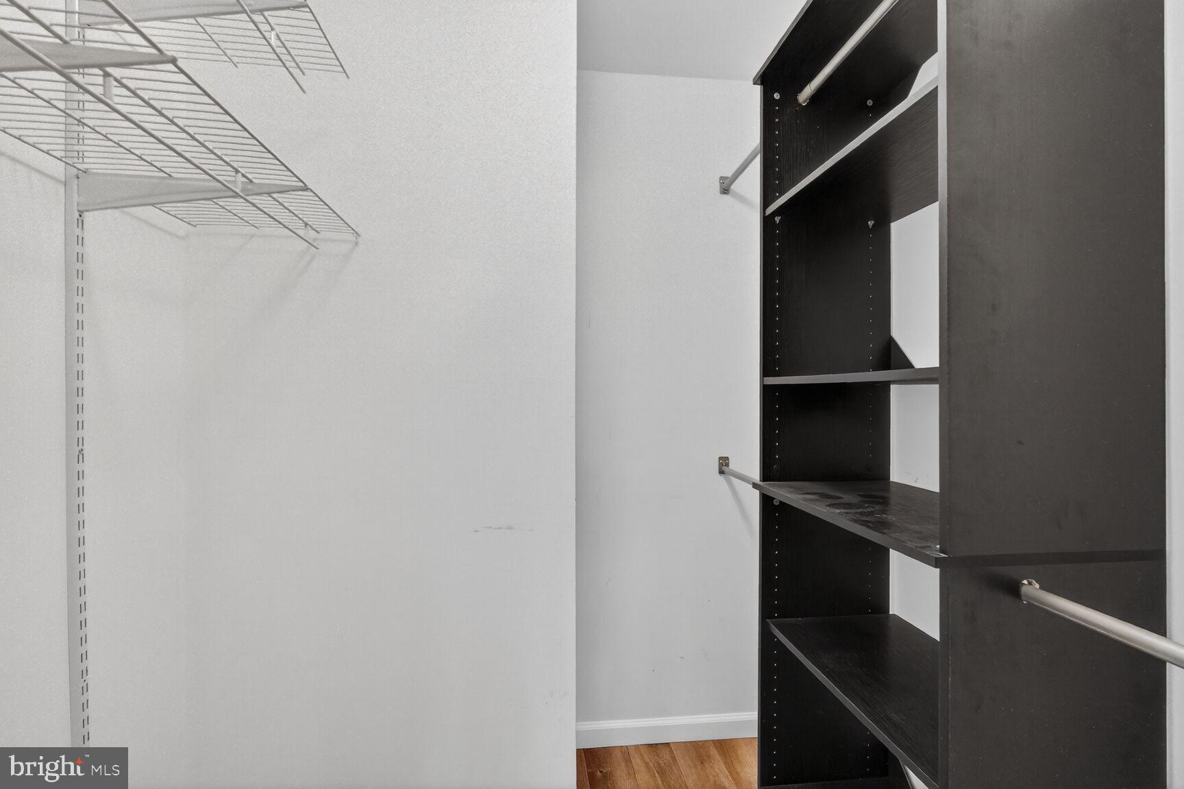 LEISURE WORLD - Residential