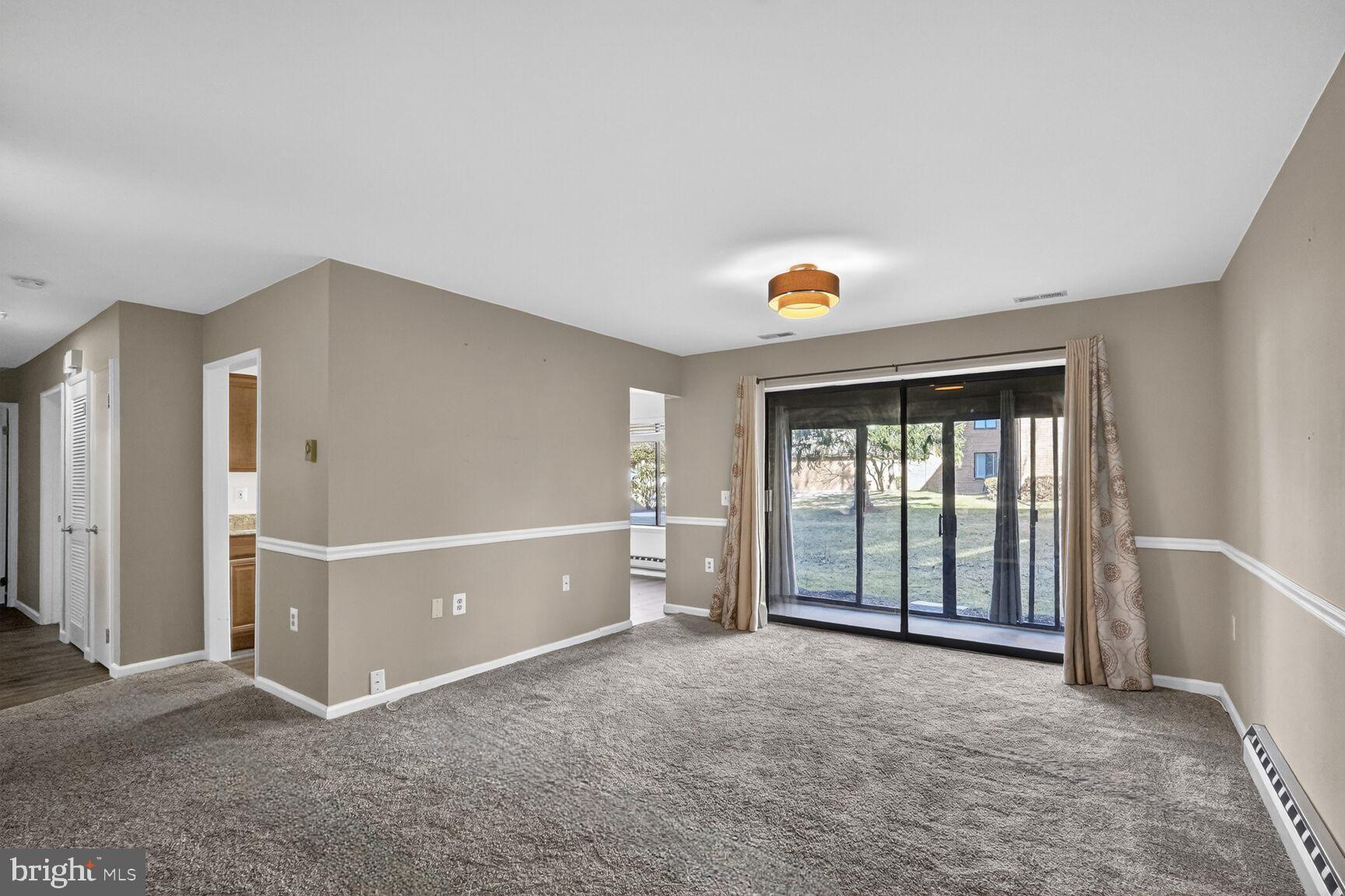 LEISURE WORLD - Residential