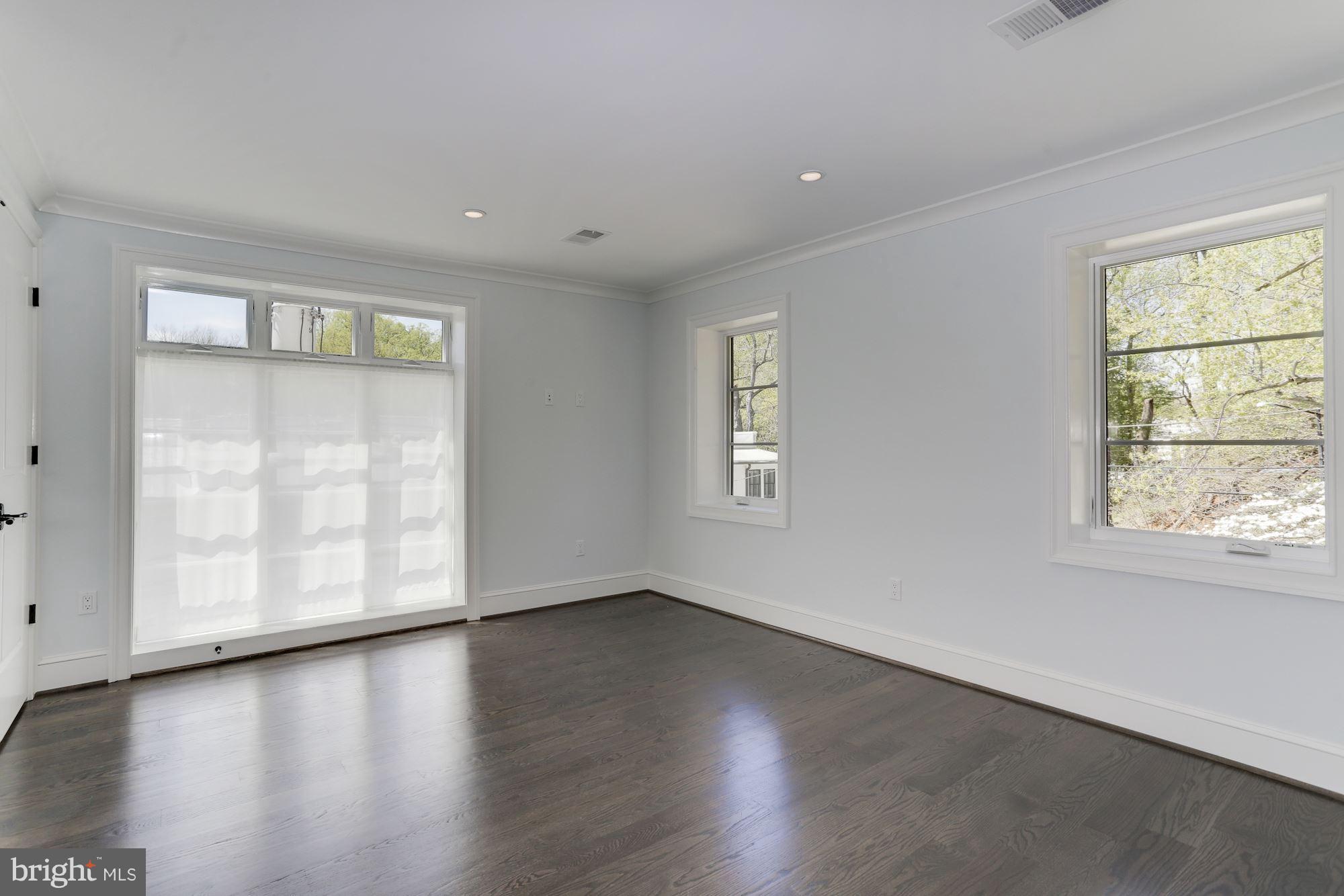 BURLEITH - Residential