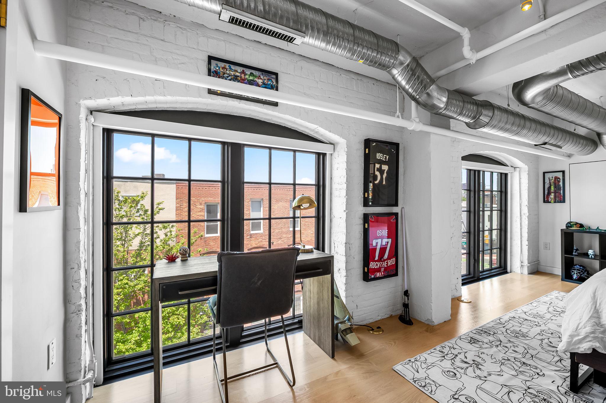 LITTLE ITALY - Residential