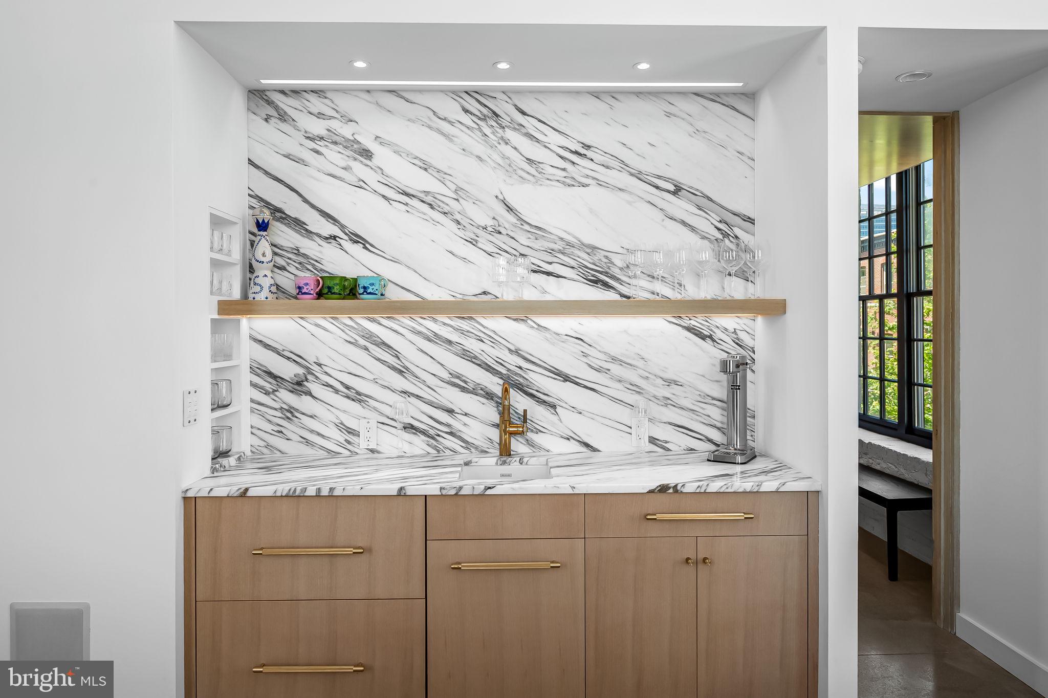 LITTLE ITALY - Residential