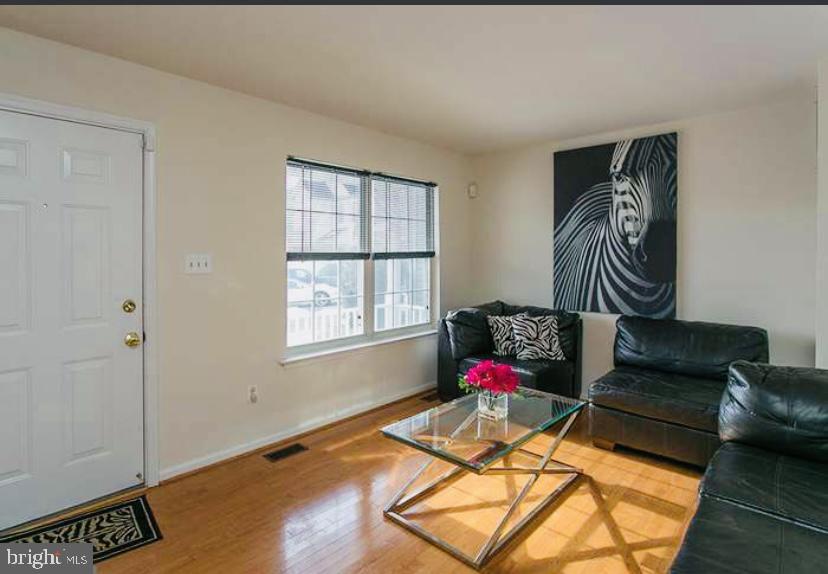 ST CHARLES DORCHESTER - Residential