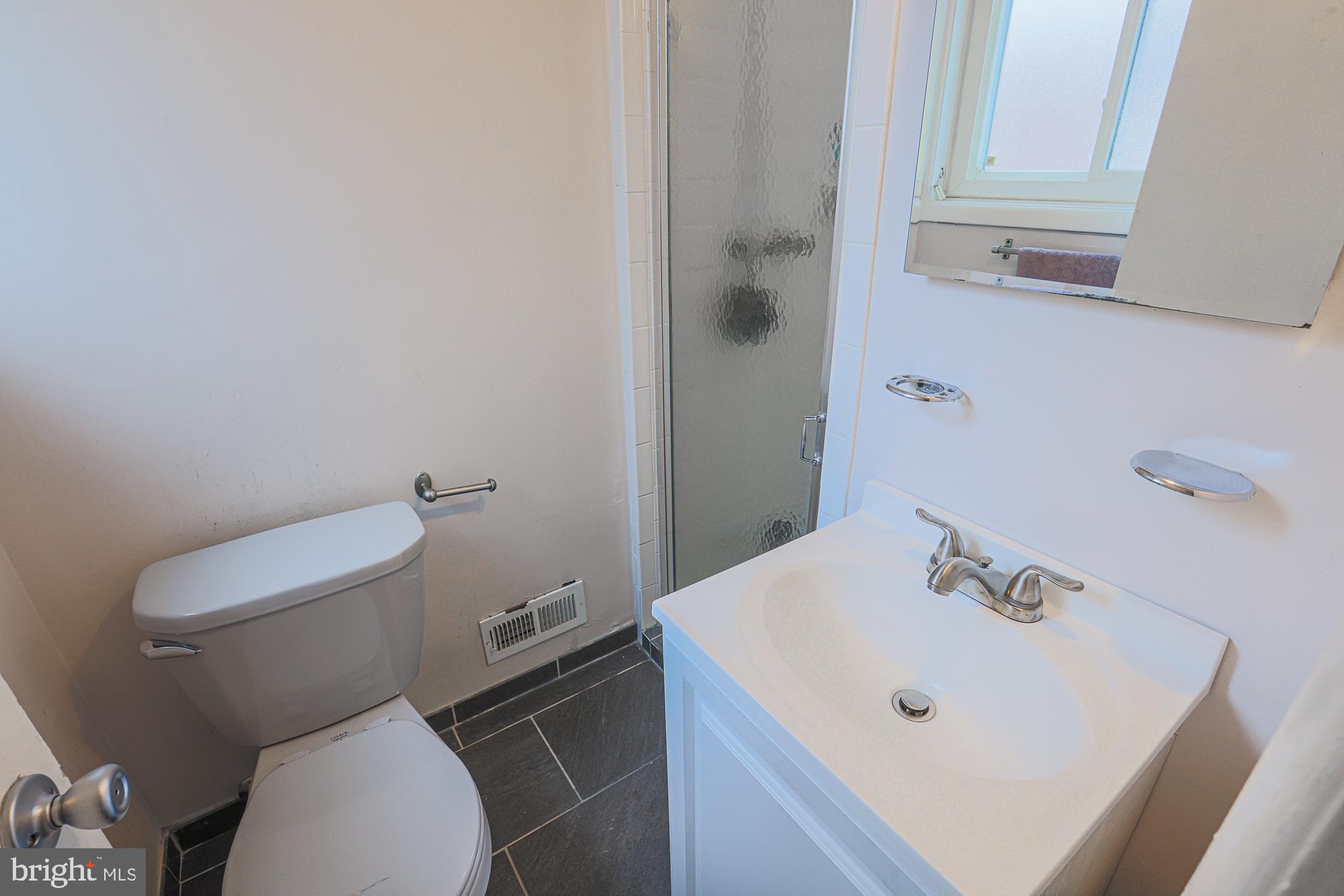 CROSS COUNTRY - Residential