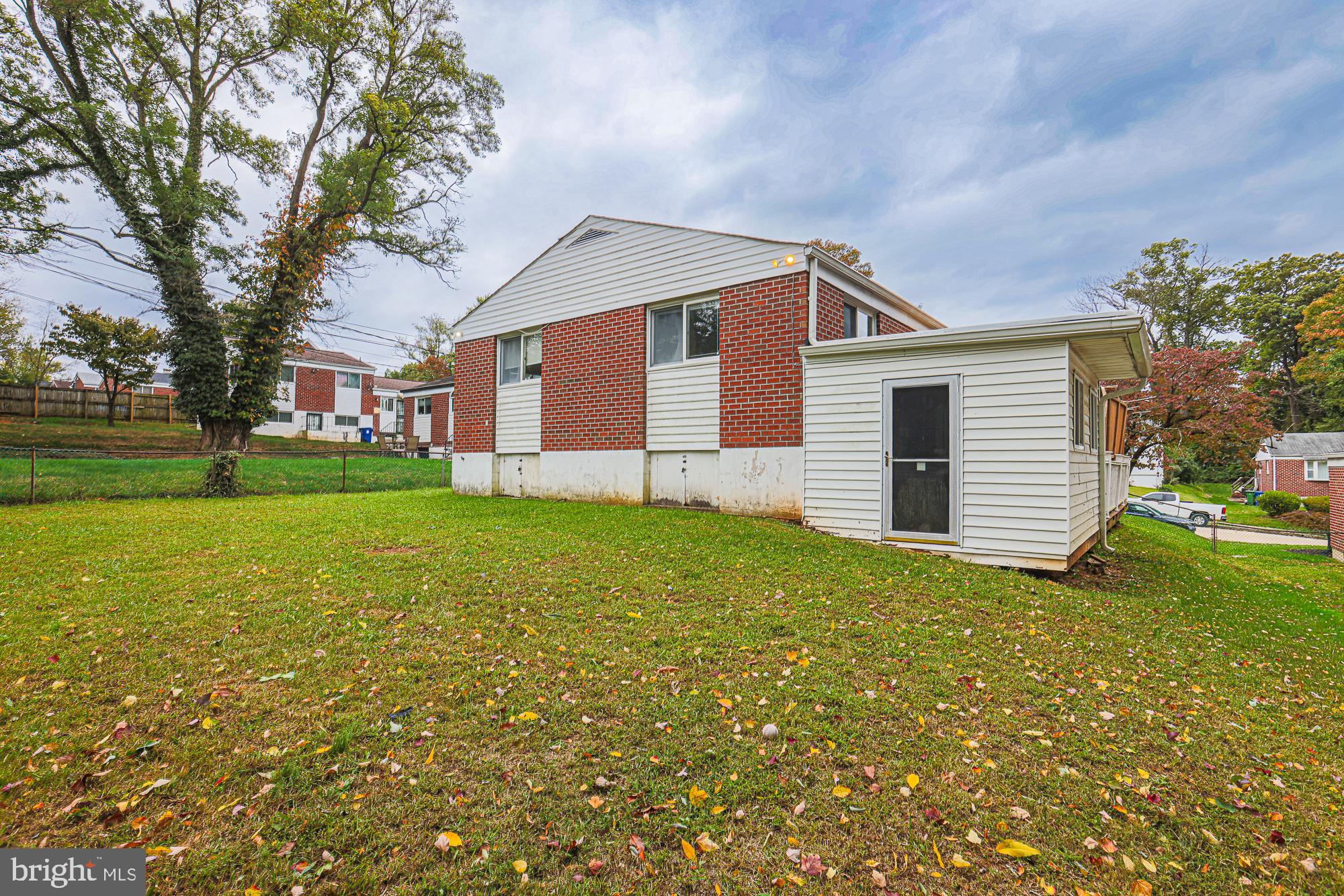 CROSS COUNTRY - Residential