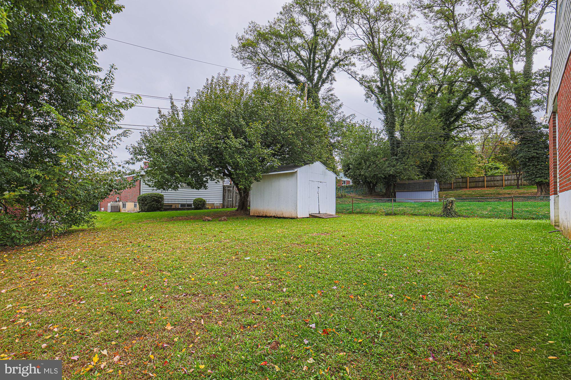 CROSS COUNTRY - Residential