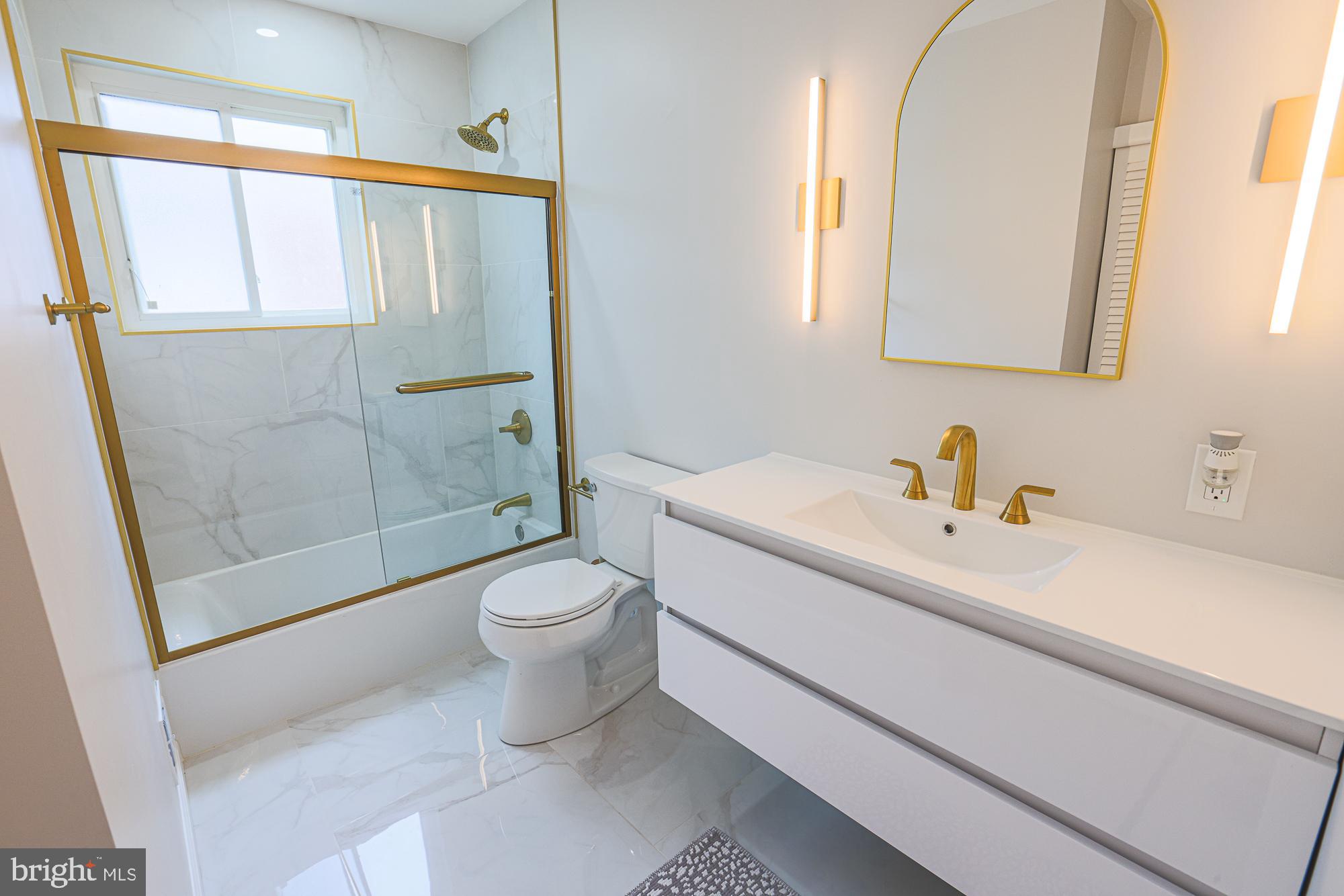 CROSS COUNTRY - Residential