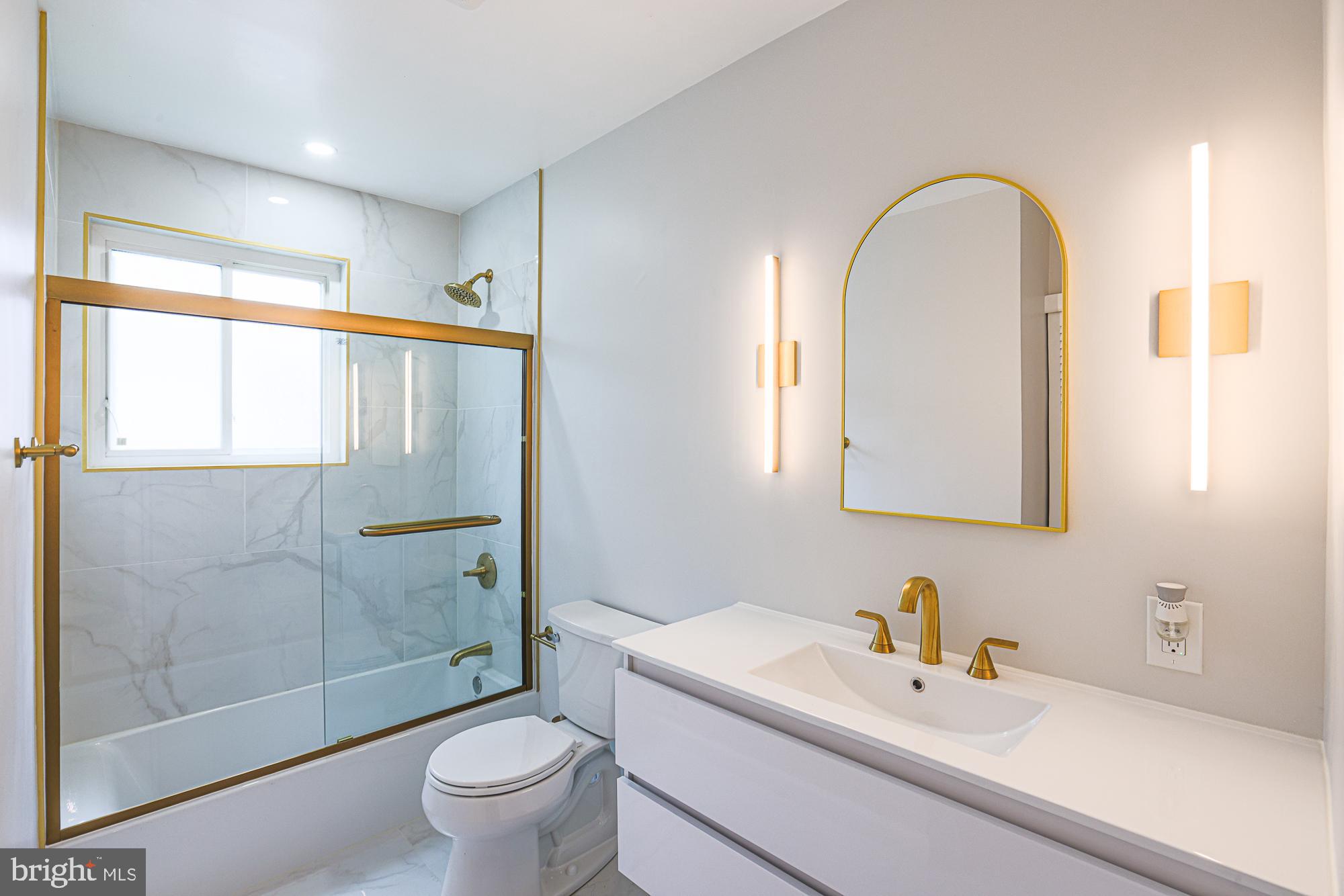 CROSS COUNTRY - Residential